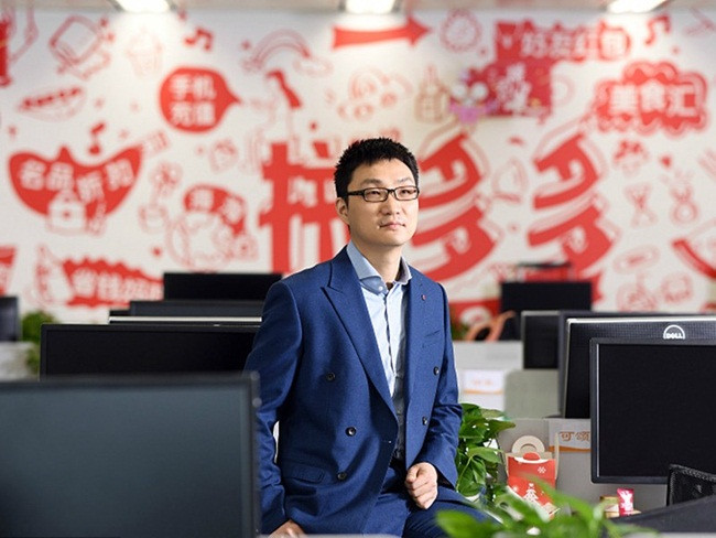 Nguoi dan ong bong dung co nui tien vao tui, kiem nghin ty 1 ngay-Hinh-10