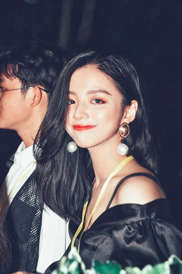 Nu sinh 'day thi thanh cong': Xinh dep tua nu than the he 10X-Hinh-22