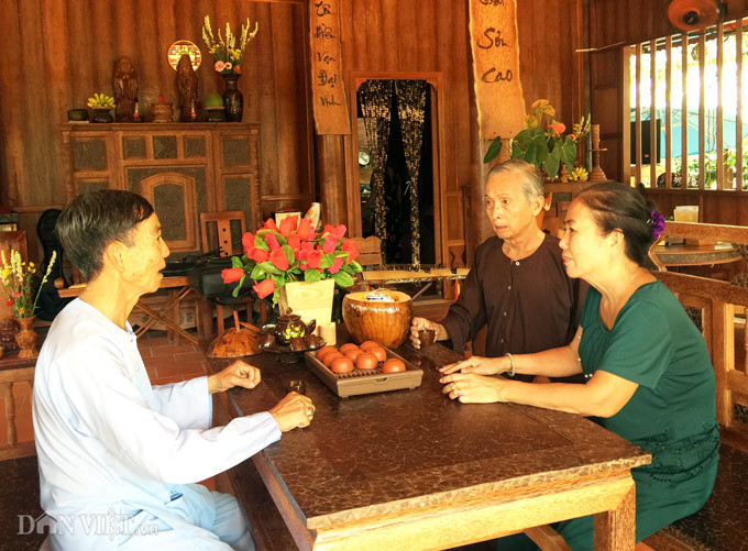 Co gi ben trong ngoi nha 6 ty lam tu 4.000 cay dua-Hinh-11