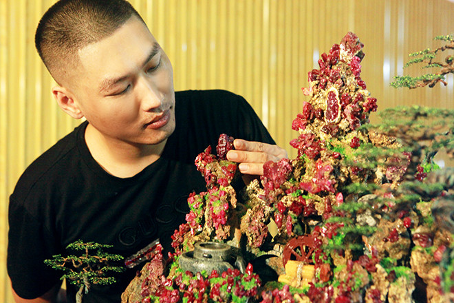 Chiec ban gan hang nghin vien da quy, doc dao nhat Viet Nam-Hinh-4