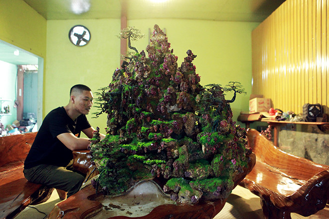 Chiec ban gan hang nghin vien da quy, doc dao nhat Viet Nam-Hinh-11