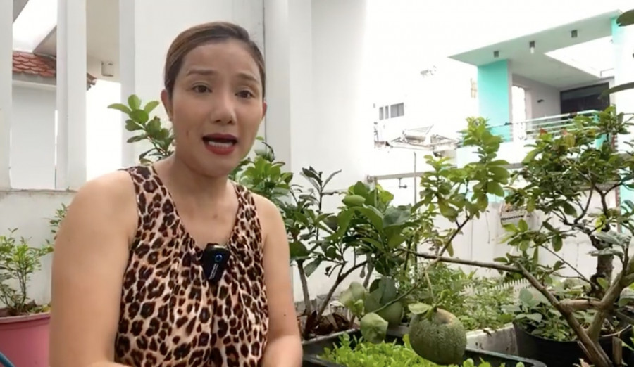 MC Cat Tuong phan phao khi bi nem da la nghe si xau, song ao