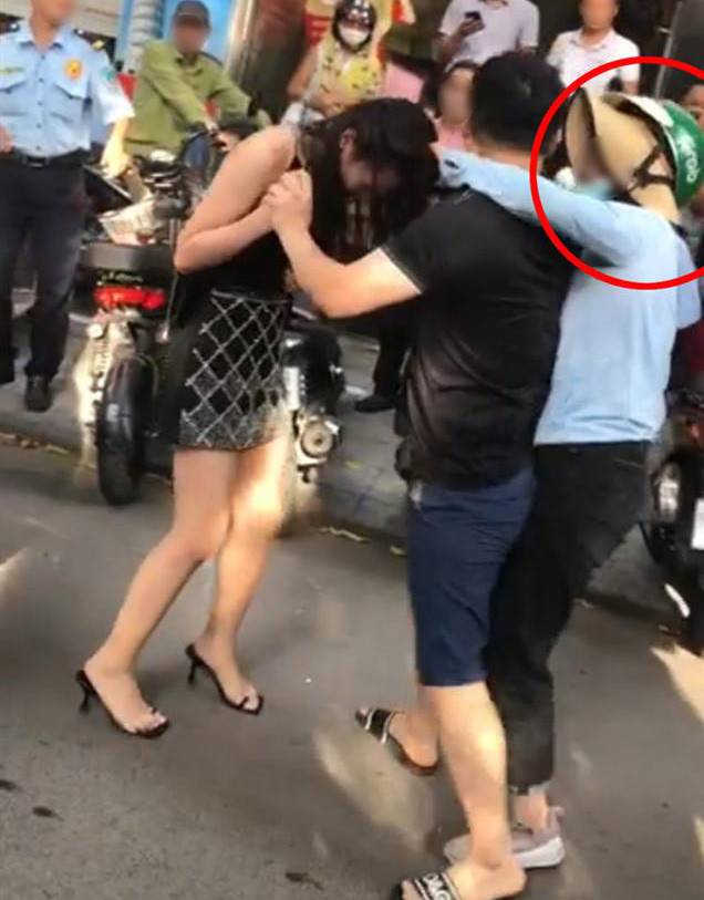 Nhận diện chiêu mà đàn ông "hoàn hảo" dùng để ngoại tình Nhan dien chieu ma dan ong