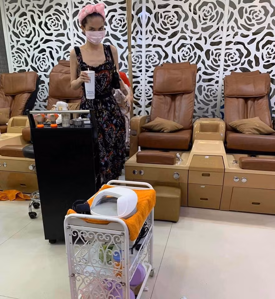 Ngoc Trinh: 'De mat di vong 1 va vong 3 thi con lau'-Hinh-2