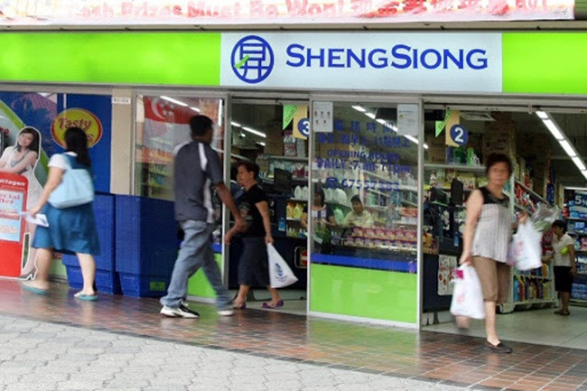 Hồ sơ cho thấy Lim đã mua nhiều cổ phiếu hơn vào tháng trước thông qua một tài khoản có liên quan tới vợ ông