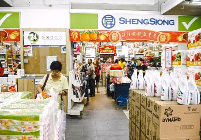 Trong một cuộc phỏng vấn, ông Lim cho hay: "Khi mọi người tránh xa nhà hàng trong dịch Sars, chúng tôi kinh doanh phát đạt vì nhiều người mua đồ ăn để nấu tại nhà".