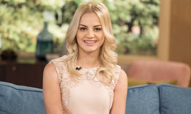 Rich kid Nga noi tieng la tieu thu chiu chi