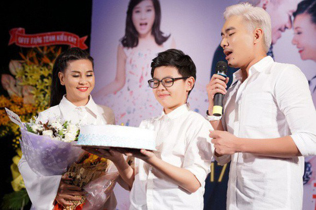 Con trai Cat Phuong co ngoai hinh giong bo nhu duc-Hinh-3