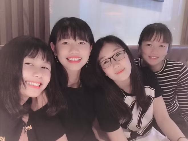 Với thành tích 6 huy chương vàng, 2 huy chương bạc đã giúp Nguyễn Thị Ánh Viên trở thành vận động viên giành nhiều huy chương nhất tại kỳ Đại hội SEA Game 30 vừa qua.