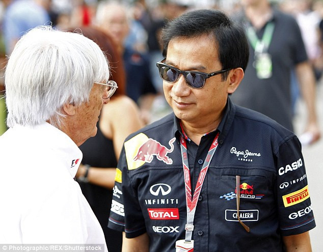 Phia sau lan song tay chay Redbull tai Thai Lan-Hinh-2