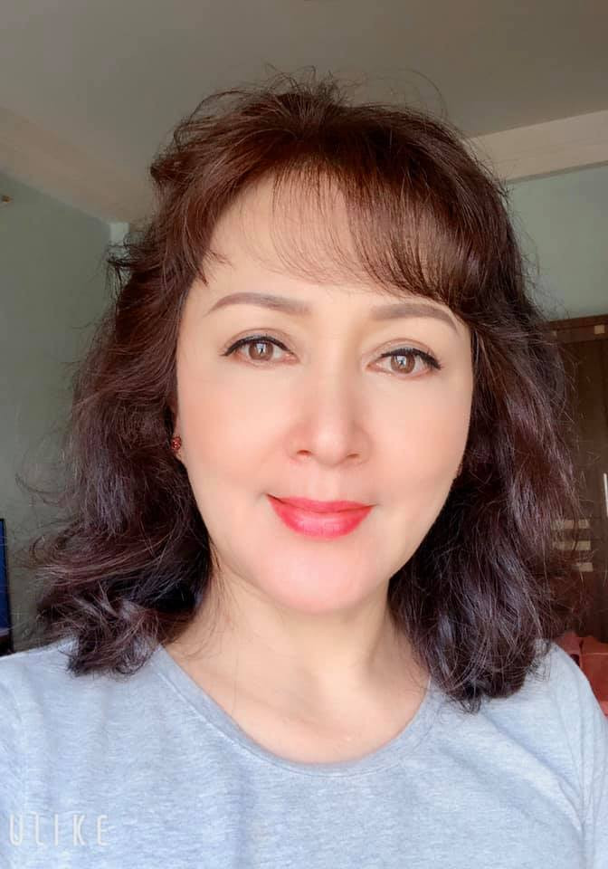 Thời Gặp nhau cuối tuần còn hot, cô từng là một cặp với nghệ sĩ Minh Vượng đem tiếng cười đến cho mọi người.