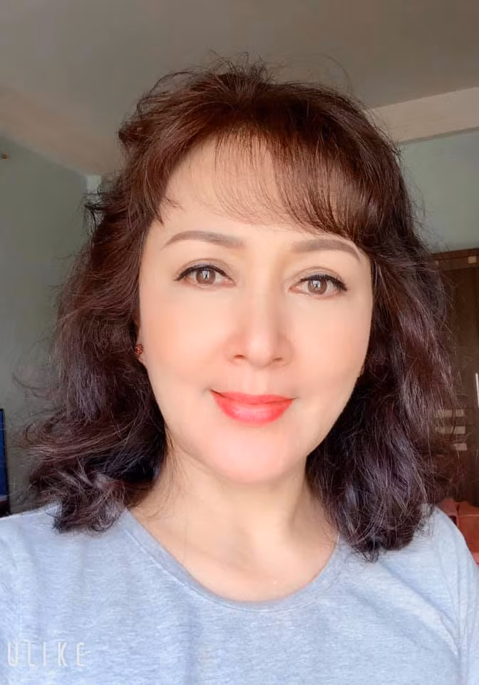 Thời Gặp nhau cuối tuần còn hot, cô từng là một cặp với nghệ sĩ Minh Vượng đem tiếng cười đến cho mọi người.