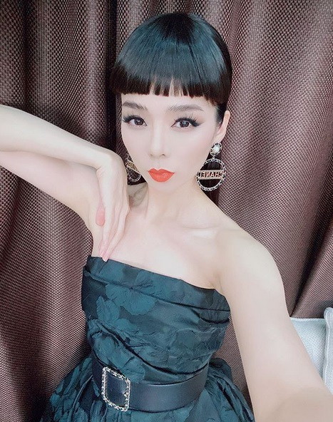 Lệ Quyên tung ảnh mặc váy ngủ khoe vòng 3 - Hình 4 Le Quyen tung anh mac vay ngu khoe vong 3-Hinh-4