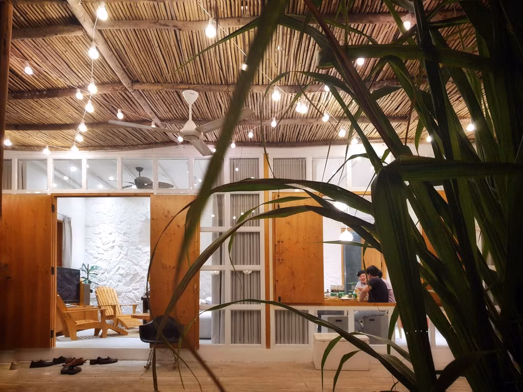 Được ấp ủ cách đây 3 năm thế nhưng phải tới đầu năm 2019, Vườn Của Má Villa mới được chính thức khởi công và hoàn thiện trong vòng 1 năm.