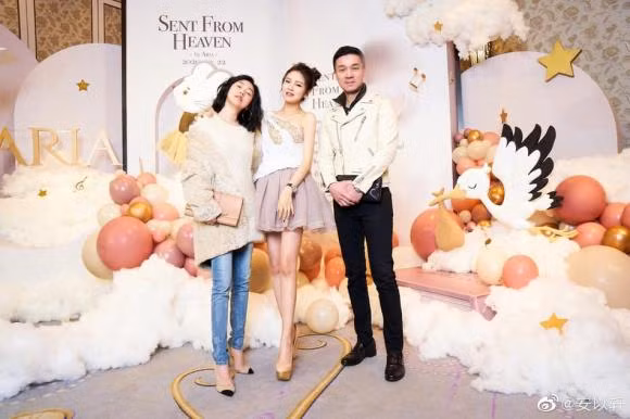 An Di Hien bo hang ty dong mo tiec mung cho con gai-Hinh-5