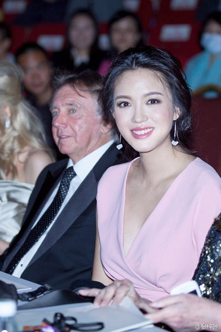 Nhan sac hien tai cua 'hoa hau dac biet nhat Trung Quoc'-Hinh-5