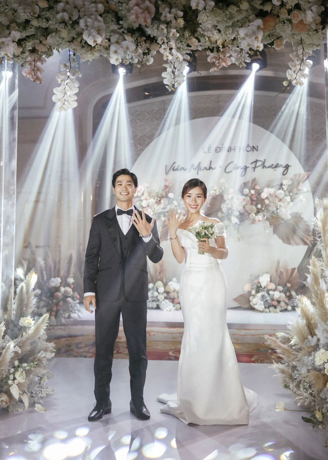 Cong Phuong bi lo 'anh nong' truoc sieu dam cuoi-Hinh-3