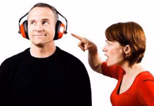 6 dấu hiệu ngầm cho thấy anh ấy không tôn trọng bạn 6 dau hieu ngam cho thay anh ay khong ton trong ban