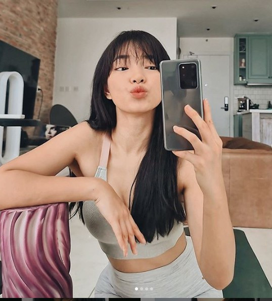 'Soi' sắc vóc Châu Bùi - cô gái duy nhất Binz follow trên Instagram - Hình 7 'Soi' sac voc Chau Bui - co gai duy nhat Binz follow tren Instagram-Hinh-7