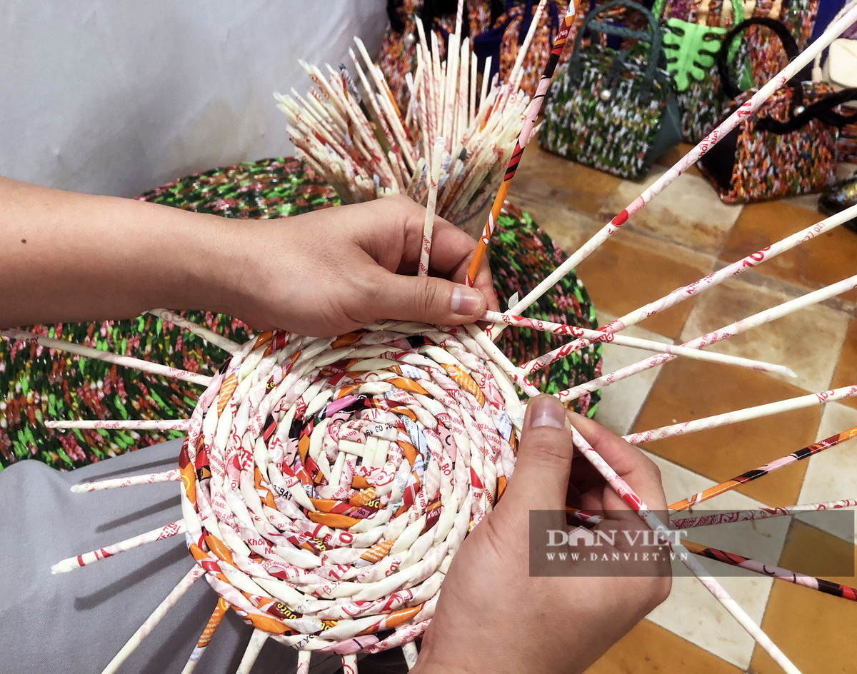 Thu tuong chi de vut di, duoc thay giao 'ho bien' thanh tui xach-Hinh-7