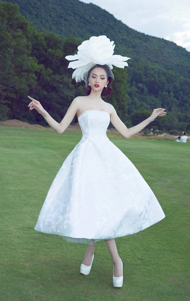 Diem Huong thu lua voi tao dang Huong Giang-Hinh-7