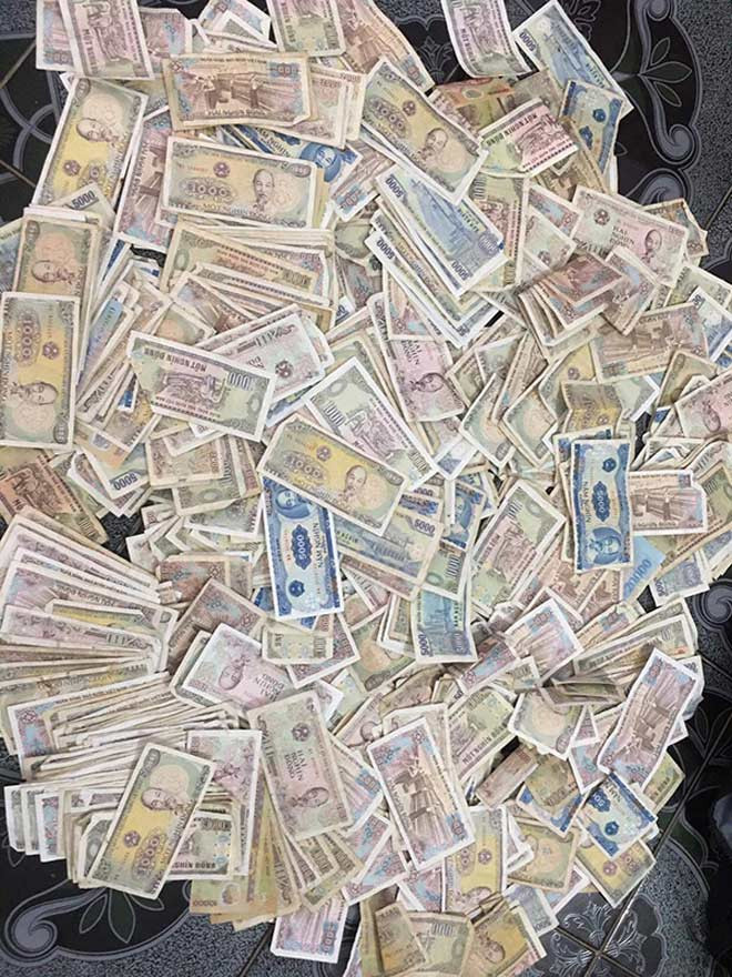 Doi no ban trai cu, co gai soc khi nhan duoc tui tien le-Hinh-2