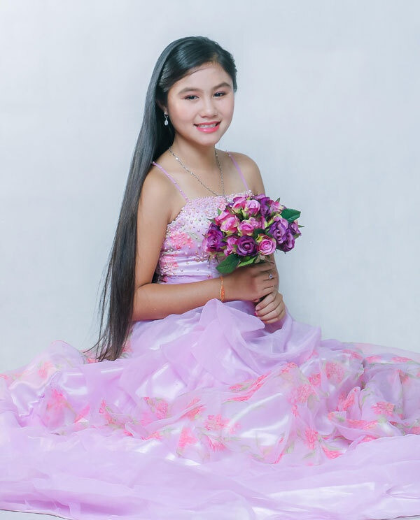 Ve ngoai con gai 16 tuoi cua nghe si cai luong Ngoc Huyen-Hinh-10