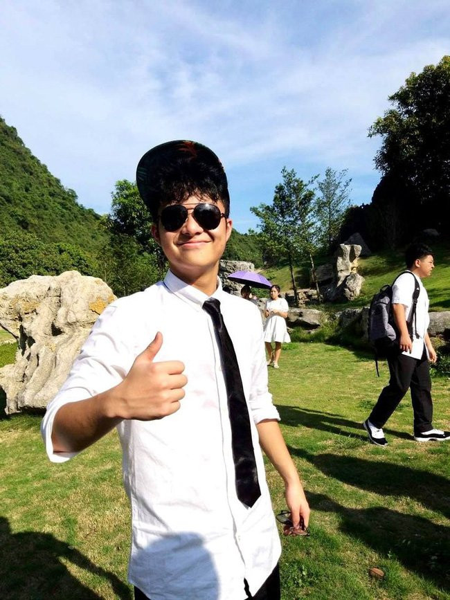 Con trai Thảo Vân viết văn, đọc xong ai cũng phải phì cười Con trai Thao Van viet van, doc xong ai cung phai phi cuoi