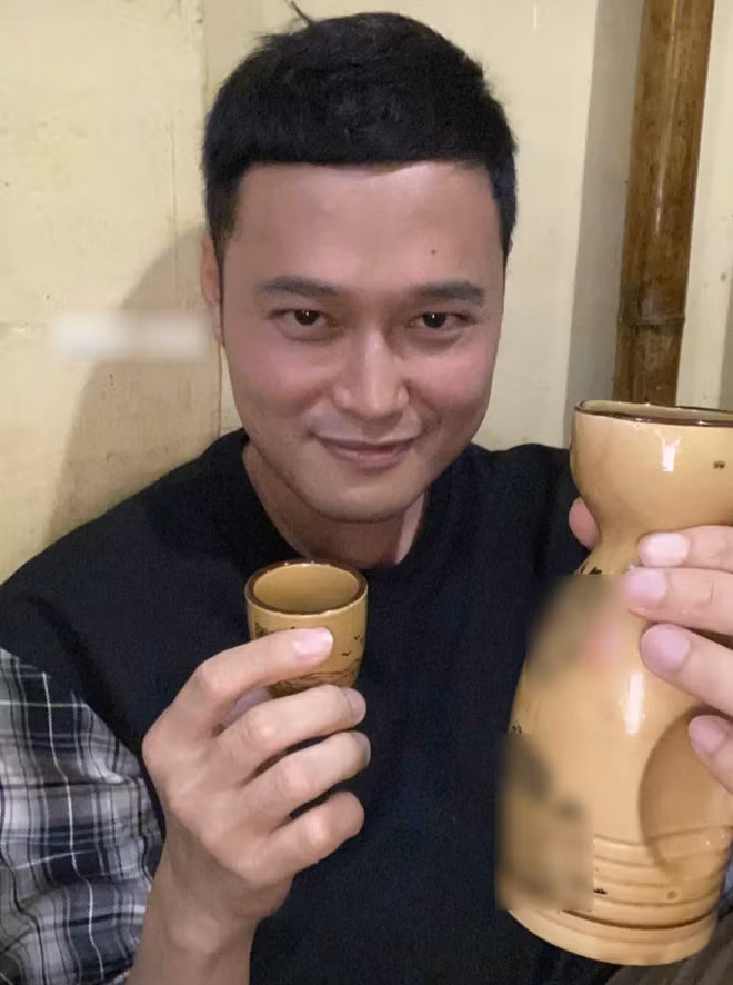 Do khoc do cuoi voi khoanh khac xin khong do noi cua sao Viet-Hinh-4