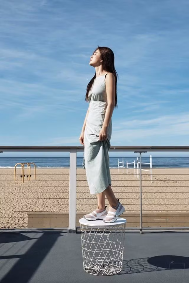 Song Hye Kyo 'hack tuoi' trong bo anh moi, xinh dep den nao long-Hinh-6