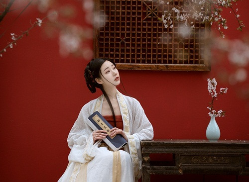 Ron nguoi trai goa phu thoi nha Minh, noi phu nu song khong bang chet-Hinh-2