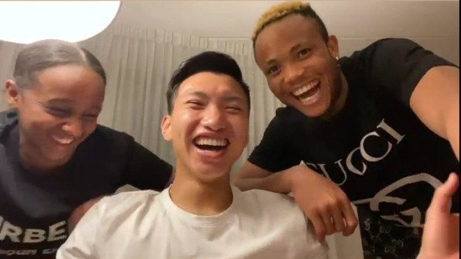 Doan Van Hau don sinh nhat tuoi 21 o nuoc ngoai-Hinh-4