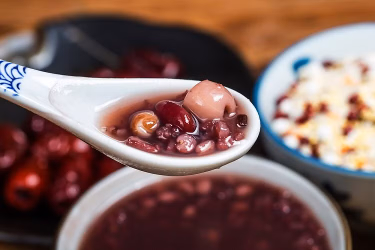 Day moi la 2 loai nuoc ma chuyen gia khuyen phu nu dung moi ngay-Hinh-3