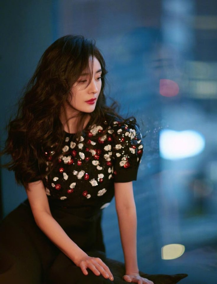 Dương Mịch: Sốt đến 39 độ vẫn làm việc, vì đóng phim đã nhổ 4 cái răng ảnh 32