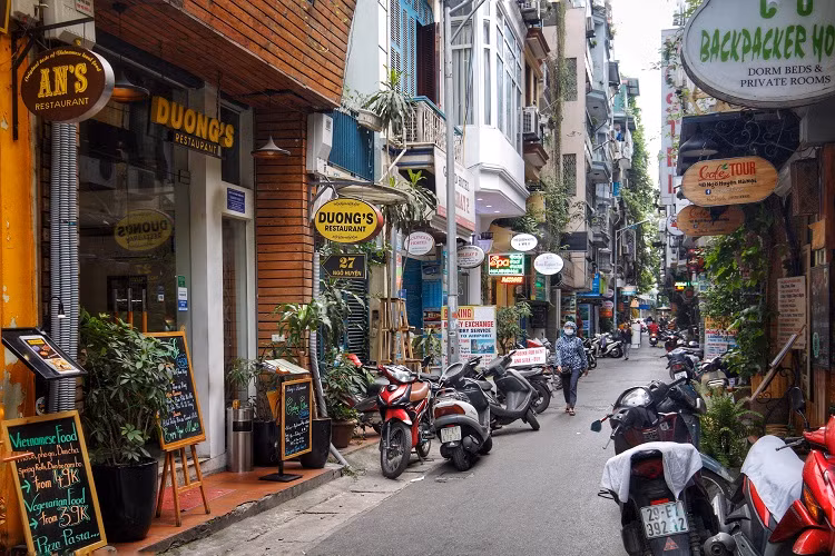 Hoat dong kinh doanh thu vi trong cac con ngo nho-Hinh-12