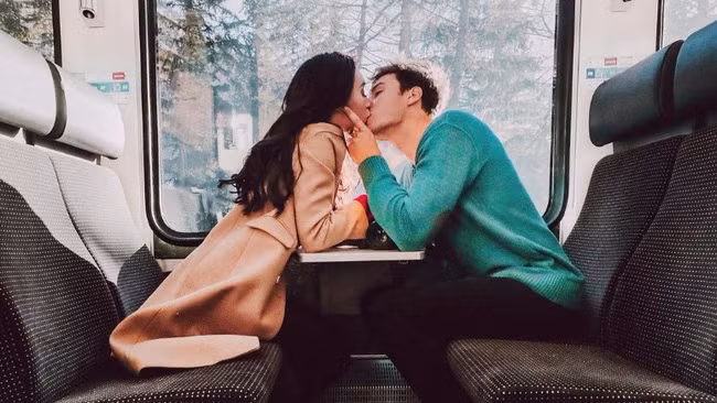 Đàn ông 'có chủ' luôn hấp dẫn hơn nam giới độc thân - Hình 3 Dan ong 'co chu' luon hap dan hon nam gioi doc than-Hinh-3