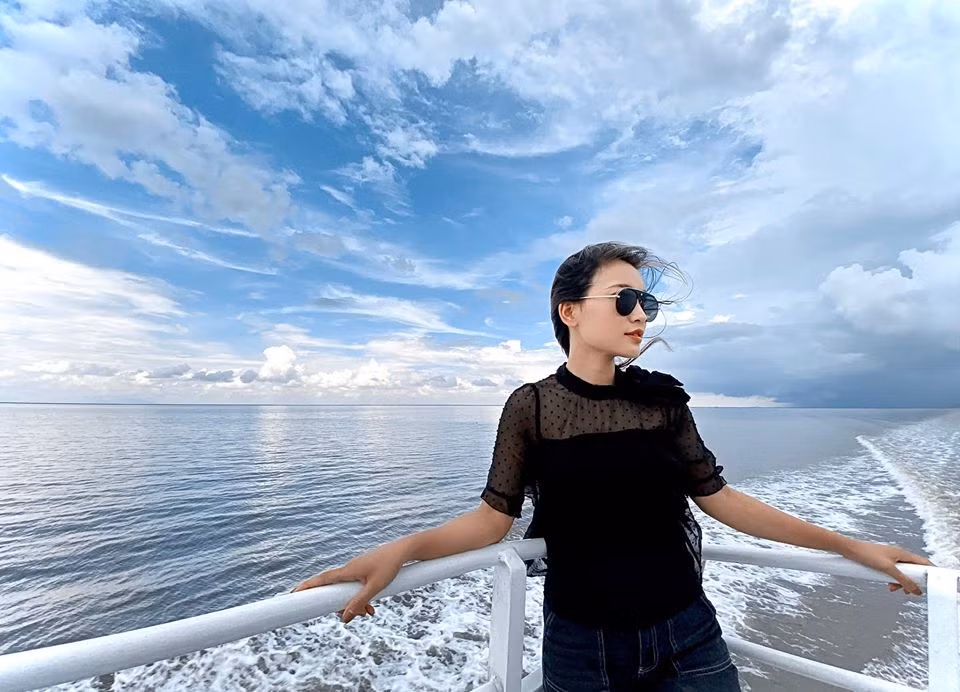 4 nu MC tre trung nhat nhi VTV: Nhan sac khong thua hoa hau-Hinh-10