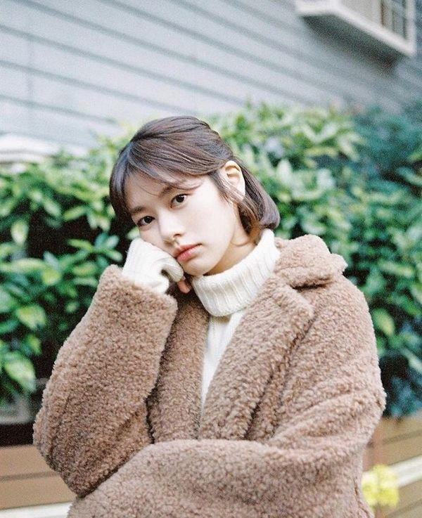 My nhan Han Quoc co guong mat tre tho, than hinh goi cam-Hinh-15