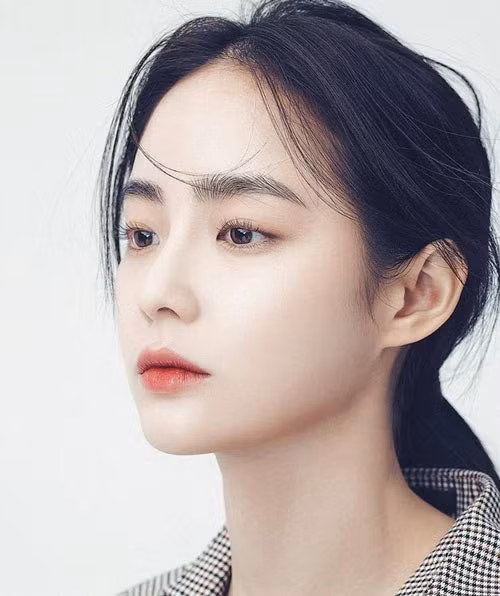 9 net phuc tuong cua phu nu bao hieu cuoc doi giau sang-Hinh-2