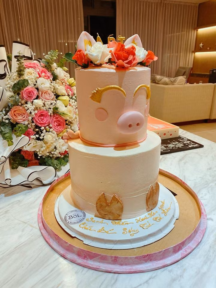 Xem Hari Won dap hop qua sinh nhat sieu lay-Hinh-11