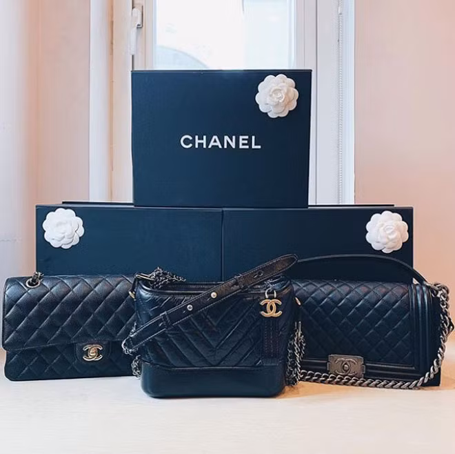 Vo Duy Manh khien dan tinh hoa mat khi khoe sam do hieu-Hinh-4