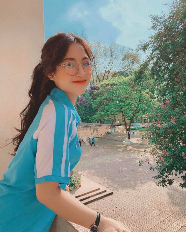 "Vũ trụ" hotgirl 10x kết nạp thêm cô nàng nhí nhảnh, tỏa nắng ảnh 2