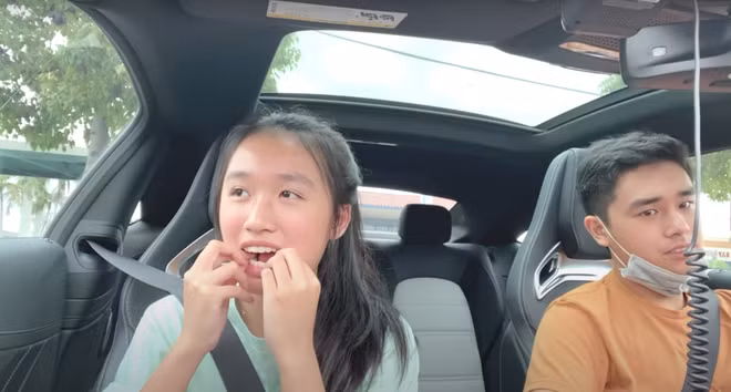 "Tiểu thư YouTuber" Jenny Huỳnh tiết lộ 1 ngày đi học ở Mỹ ảnh 4