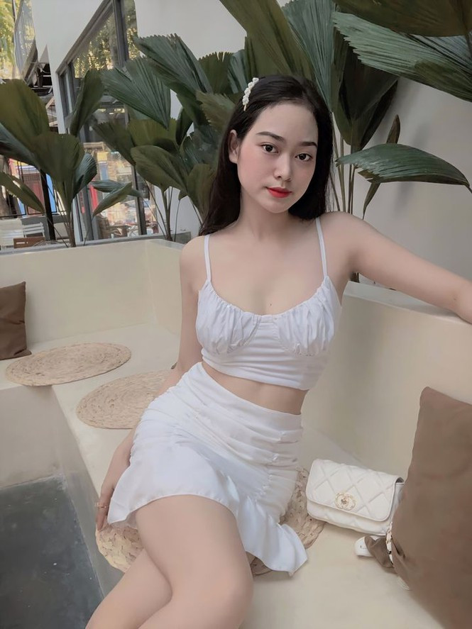 Vẻ nóng bỏng của nàng mẫu lookbook 10x đến từ Nghệ An - Hình 10 Ve nong bong cua nang mau lookbook 10x den tu Nghe An-Hinh-10