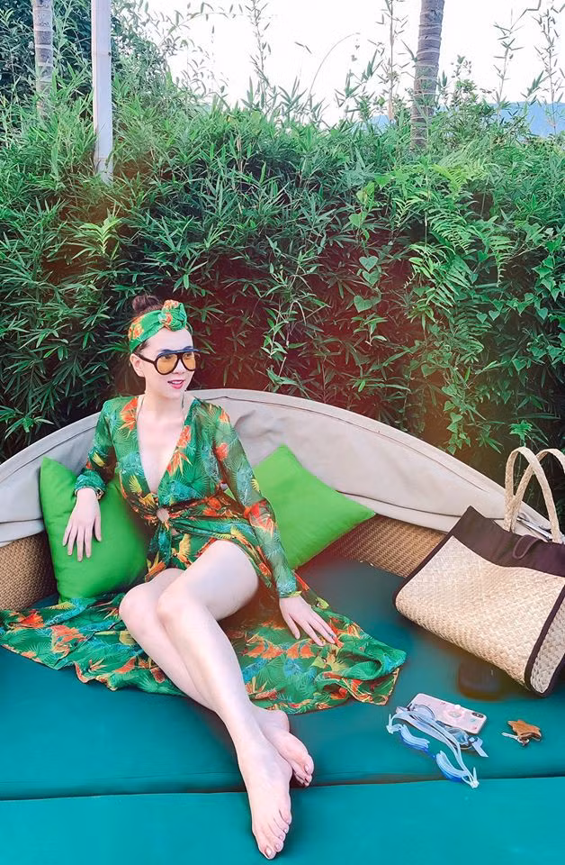 MC thoi tiet Mai Ngoc mac bikini khien ai nhin cung me dam-Hinh-6