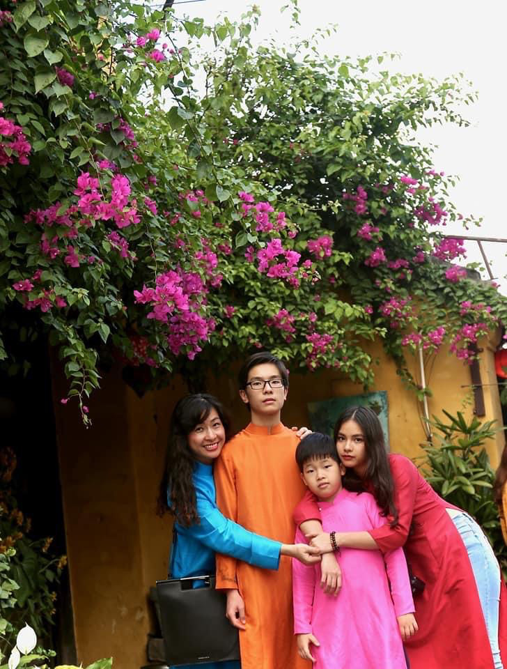 Hình ảnh các con được ca sĩ Thùy Dung chia sẻ