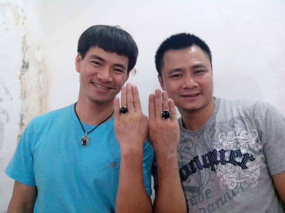 Xuan Bac - Tu Long bat ngo deo nhan doi ngon ap ut