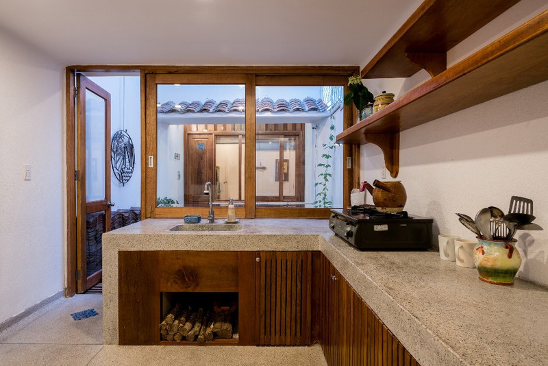 Ngam ngoi nha ong co khong gian chong lop giua long Sai Gon-Hinh-15