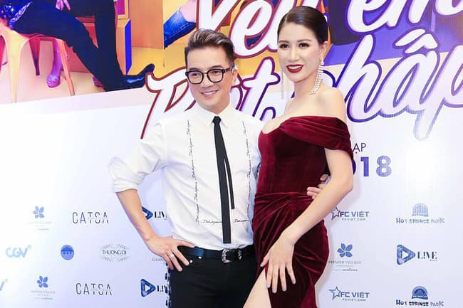 Su that Trang Tran nhan tin che giong hat cua Dam Vinh Hung