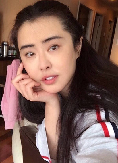 "Đệ nhất mỹ nhân Châu Á" bị lừa tình cay đắng giờ ra sao? - Hình 10 "Đệ nhất mỹ nhân Châu Á" bị lừa tình cay đắng giờ ra sao? ảnh 10